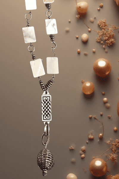 Flat Shell Beads Necklace